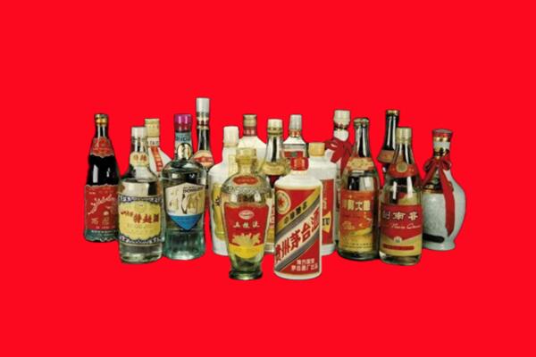 黄山屯溪区回收十八老酒.jpg